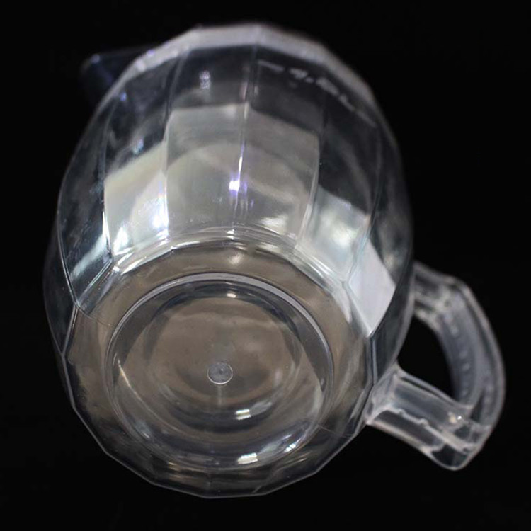 2L Double Wall Water Pitcher With Lid Covered Airtight Milk Juice Pitcher Plastic