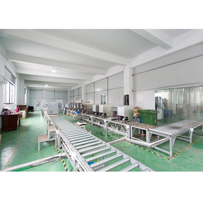 R134A 55kgs Commercial Ice Maker Machine 304 Stainless Steel Air Cooling
