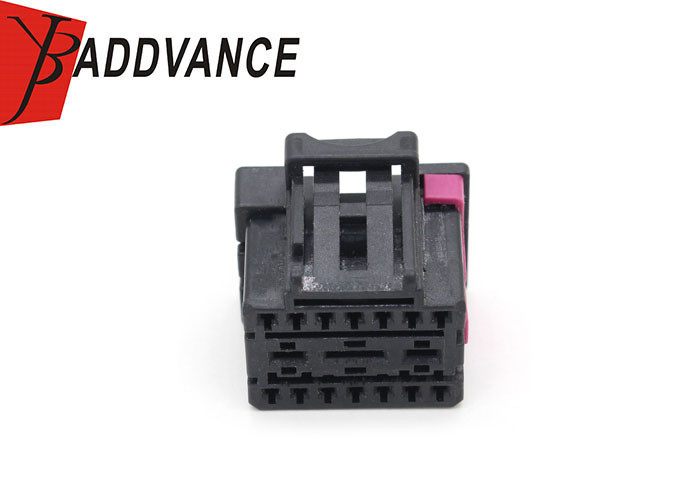 4F0972483 17 Pin Female Electrical Connector For Audi A3 8V17