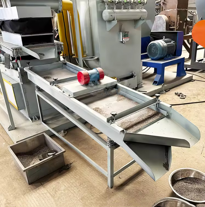 Scrap Copper Wire Separator Machine Copper Cable Granulator Aluminium Wire Recycling Machine