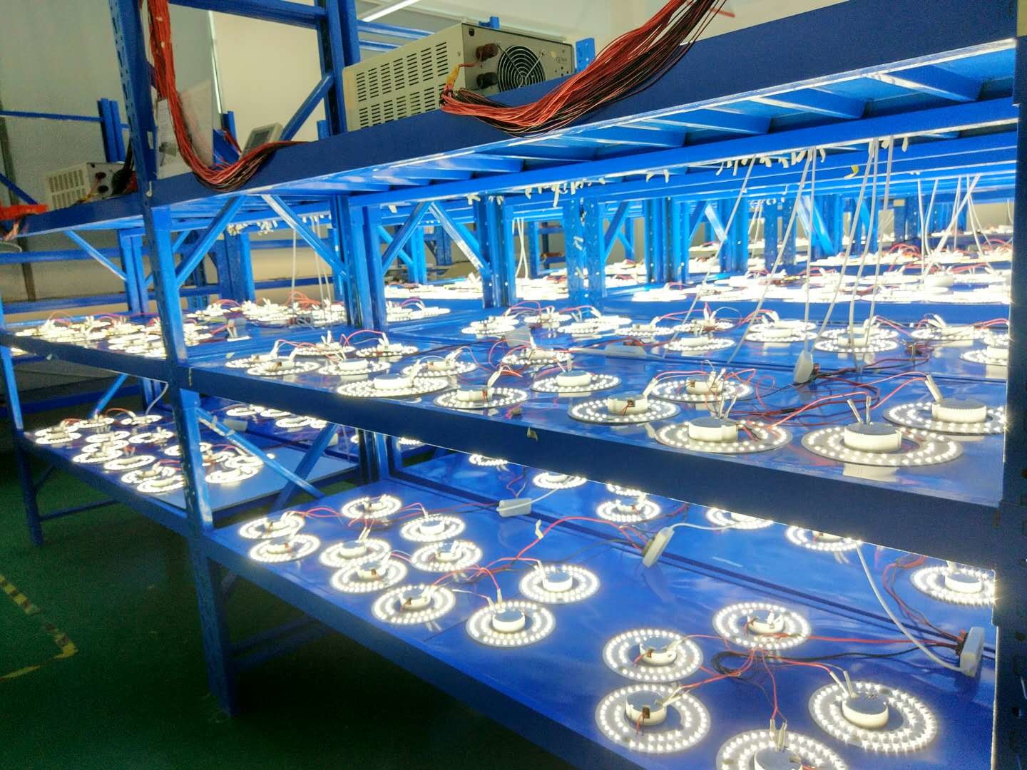 Ceiling light module with PCB board and Microwave sensor Driver
