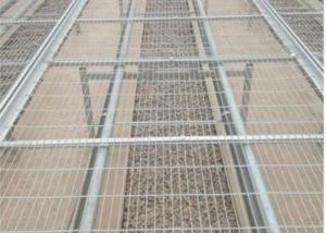 China 2x2 Galvanized Welded Wire Mesh Panels For Raised Beds Erosion Resistant on sale