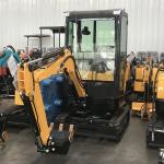 Digging Depth 2060mm Mini Electric Excavator 8 Ton Powerful Mini