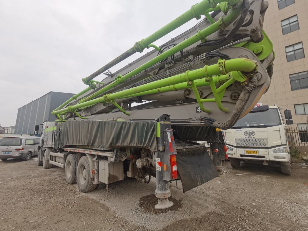 Used Concrete Boom Pump Zoomlion 63meter 56meter 6 Boom Sections Used Pump Truck Machine