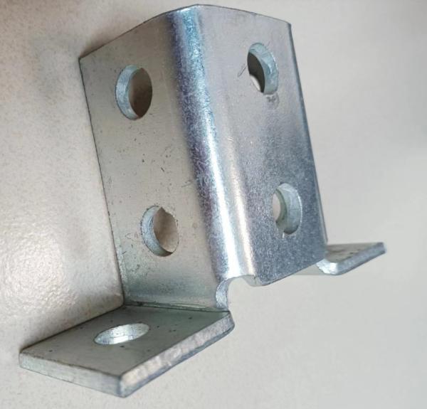 Heavy Duty Steel 4 Holes Base Strut Channel Fittings UL Listed 12-Gauge Silver