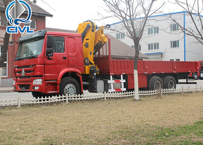 Sinotruk xcmg 15T Truck Mounted Crane Lorry Crane Truck With Crane Pickup Truck RHD