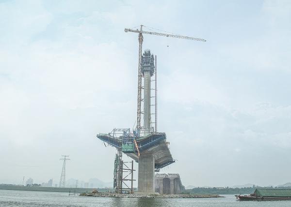 Q235 Steel Formwork Traveller , Concrete Steel Cantilever Form Traveller Easy