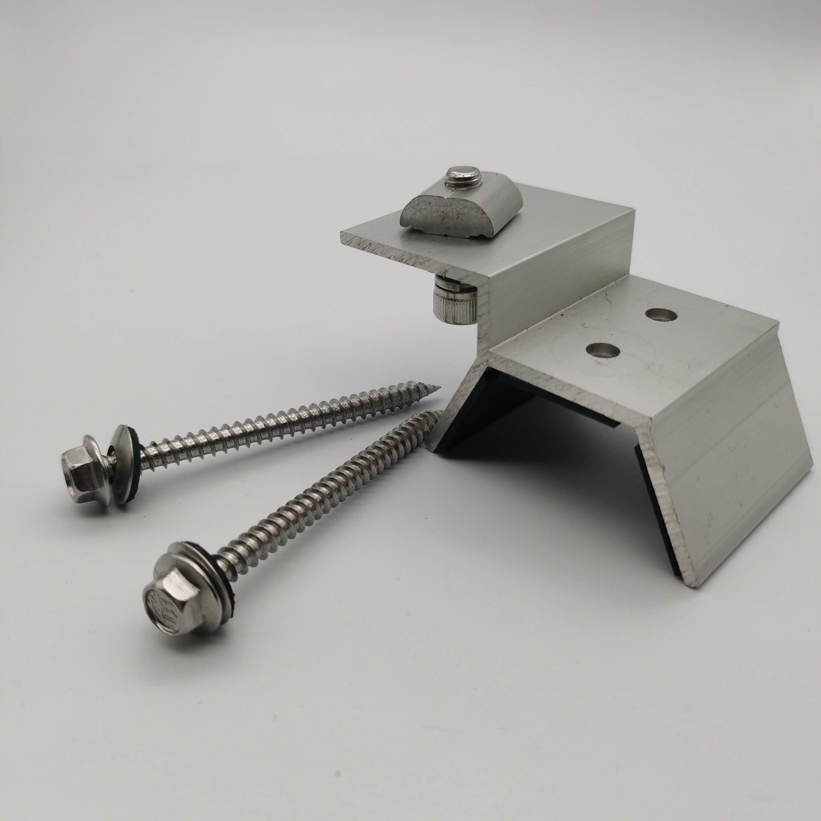 Silver Aluminum Solar Panel Hardware Clip And Mid Clamp For Apartment