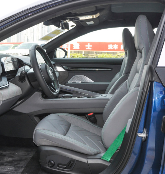 ZEEKR 001 2023 WE Version 100kWh Pure Electric 5 Door 5 Seat Hatchback