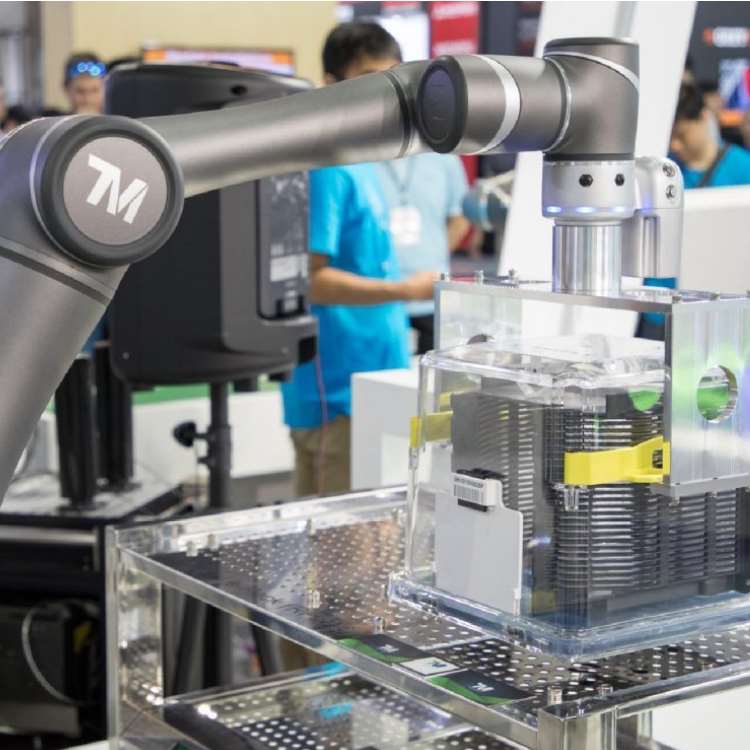 Collaborative Robotic Arm Of OMRON TM12M With Robot Arm 6 Axis 12kg Payload As Cobot Robot