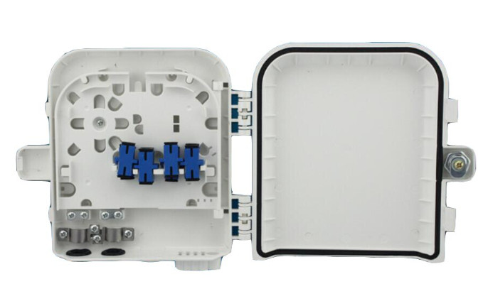 FTTH 8 Port Outdoor Fiber Distribution Box ABS material with SC adapter