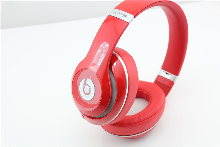 Beats by Dr. Dre Studio 2 2.0 Headphones Over-Ear Noise Cancellation Headband Red