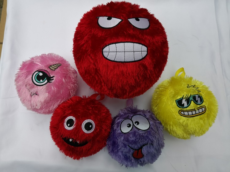 Playful and Affordable Summer Colorful Sand Game with Kids Plush Inflatable Ball Toys