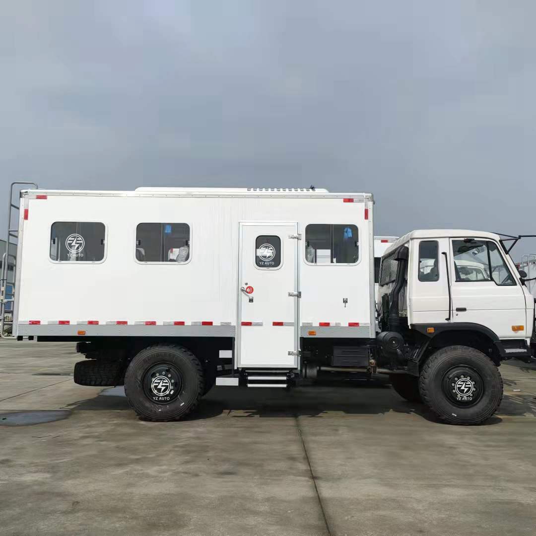 Kinglong Klg-12 6X6/4X4 LHD/RHD Diesel Bus 16-30 Seats for Hubei Advanced Customization