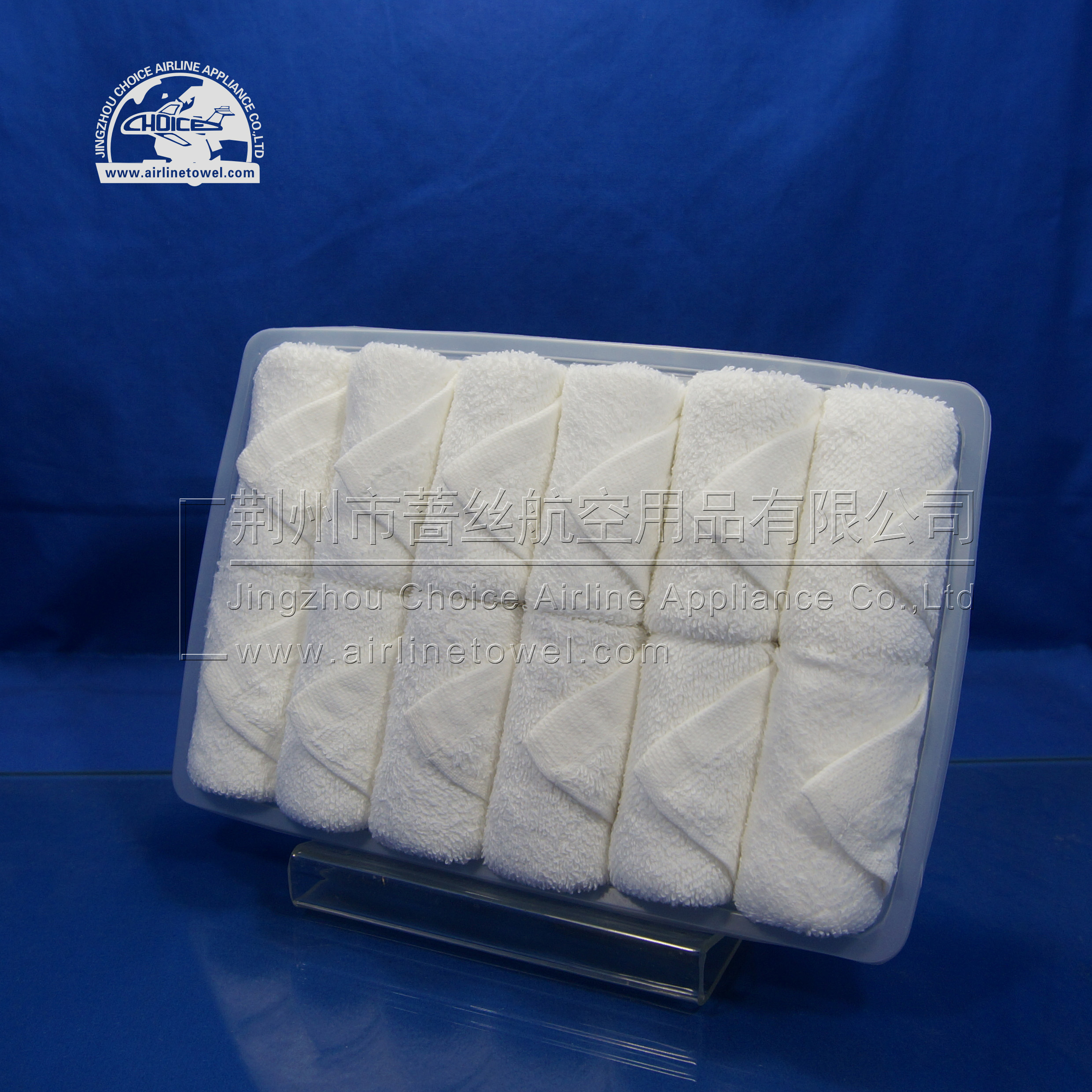 White cotton hot/cold disposable towel