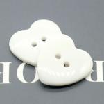 wholesale DIY fancy children Heart-shaped button resin 2 holes shirt trench coat