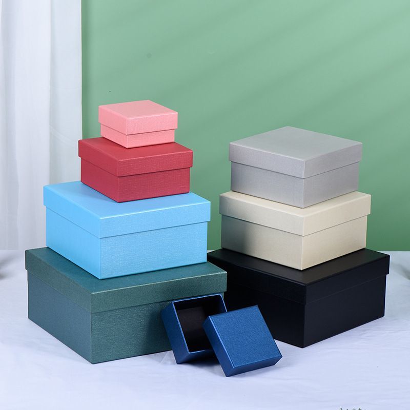 Various Patterns Modern Stylish Wholesale Custom Logo Printing Christmas Gift Rigid Cardboard Paper Packaging Carton Box