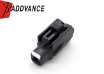 1 Way TS 187 Female Starter Connector Plug 90980-11400 / 6189-0413 For Toyota