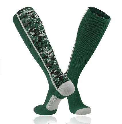 Knitted Weaving Method Custom Elite Army Green Digital Camo Pattern Professional Sports Performance Long Football Socks