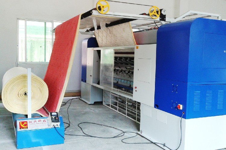 240cm Automatic Fabric Rolling Machine For Quilted Material