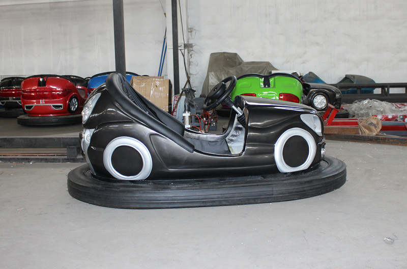Colorful Battery Bumper Cars Rust Resistance Classic Design Low Noise