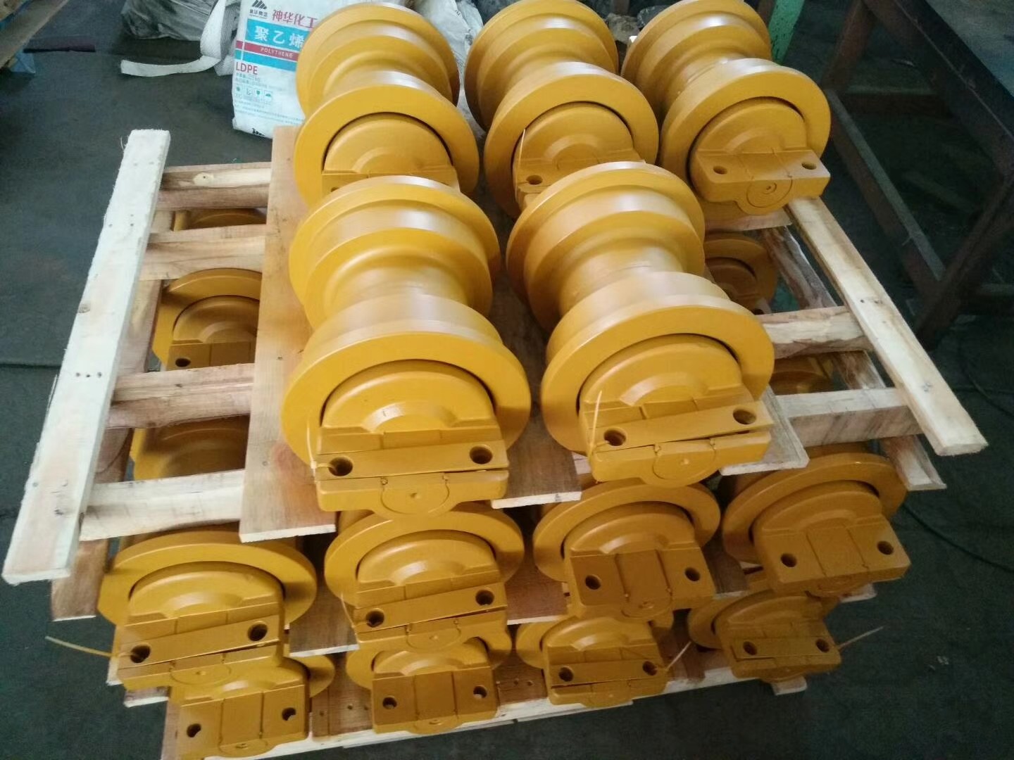 Excavator Track Roller PC20-7 PC30-7 PC40-7 , Excavator Undercarriage Components