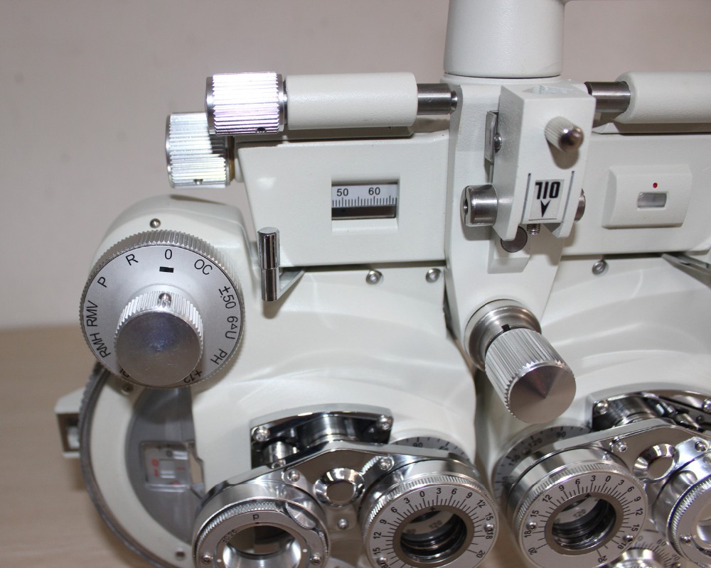 New Arrival Professional Ophthalmic Manual Phoropter Price /Vision Tester Optical Equipments