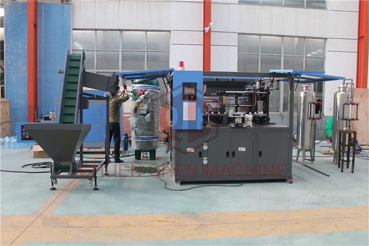 Eco Drinking Water PET Bottle Blow Moulding Machine Automatic 330ml - 2000ml