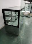 Counter-Top Refrigerated Bakery Display Case Chiller With Full Product