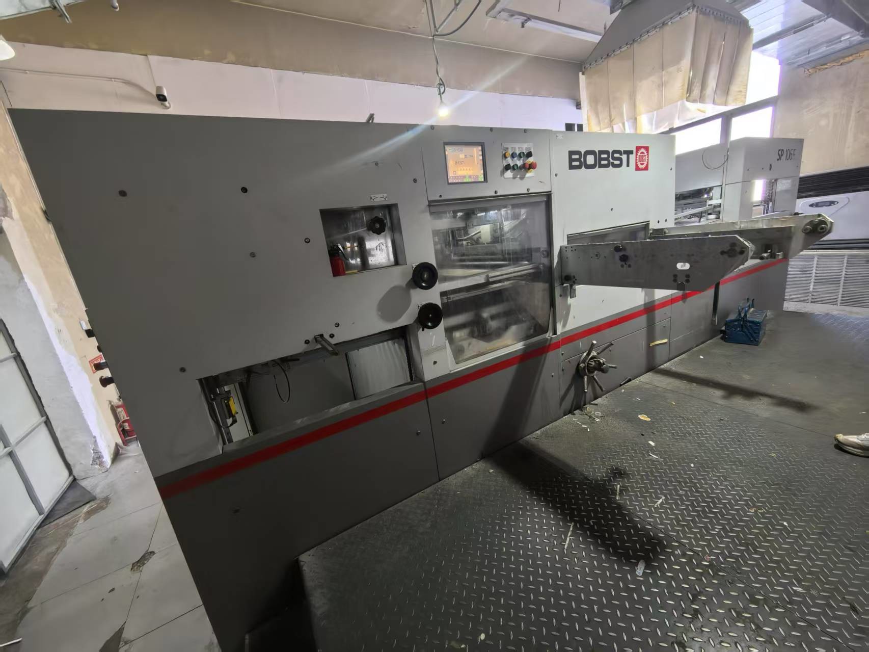 Used Bobst 106E Printing Automatic Die Cutting Machine Factory