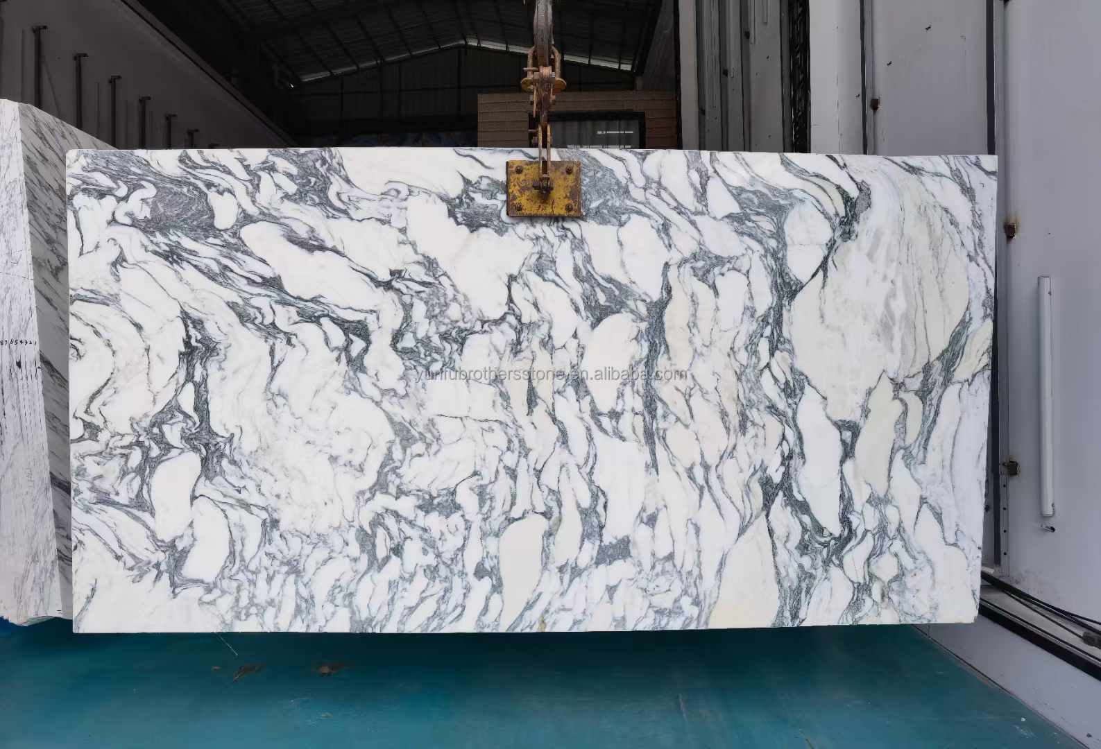 Wall and Flooring Modern Design Snow White Marble Table Top with Brown Veins