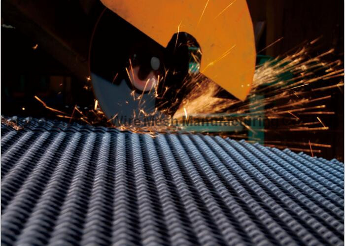 10x10mm 50m Length 8mm Crimped Wire Mesh