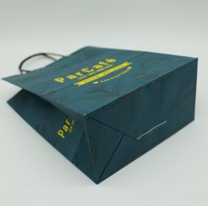 Quality Luxury Personalised Printed Gift Bags , Custom Shopping Paper Bags With Logo wholesale