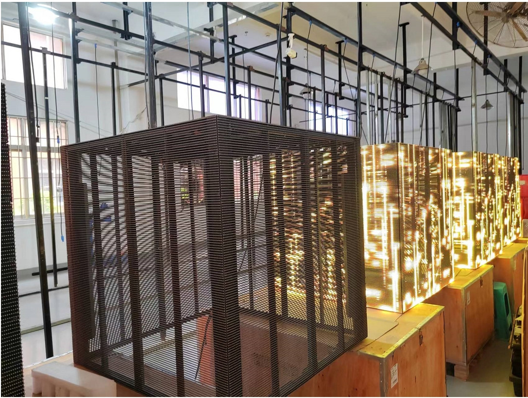 Advertising Smart LED Glass Display 500mm*125mm Transparent LED Screen