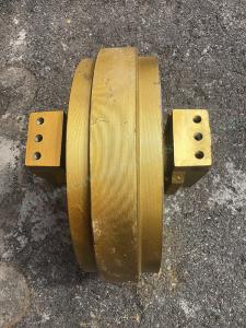 Quality EX60 Hitachi Excavator Undercarriage Parts 9068477 Front Idler Assembly wholesale