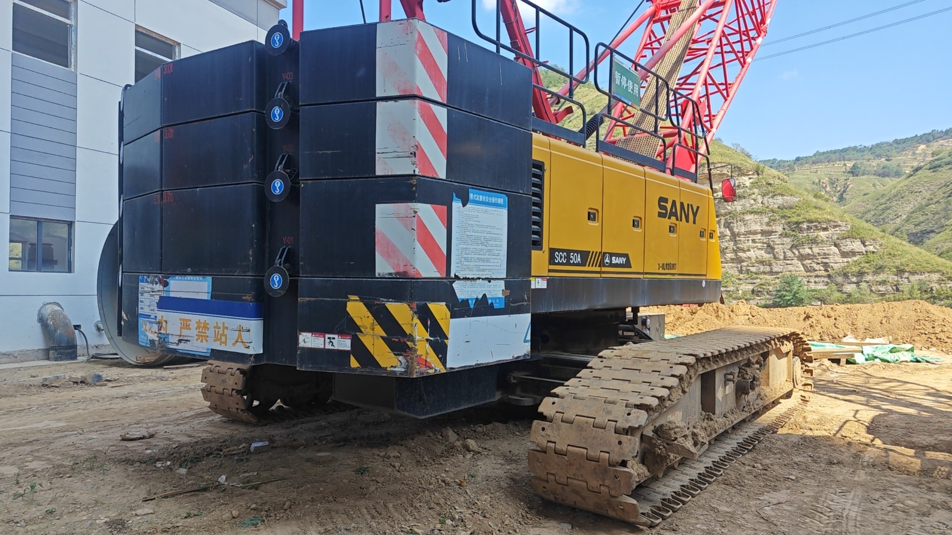 2019 Crawler Lifting Cranes 85 Ton Capacity Folding Design Perfect for Construction