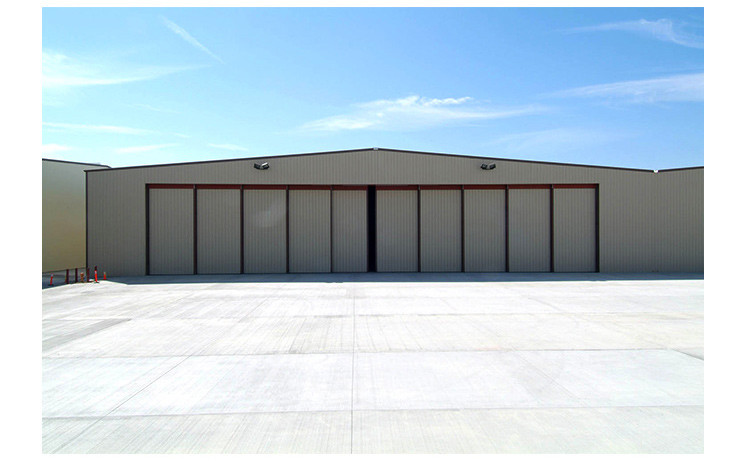 Horizontal Sliding Aircraft Hangar Door Heavy Duty Aluminum Alloy 22m Height Finished