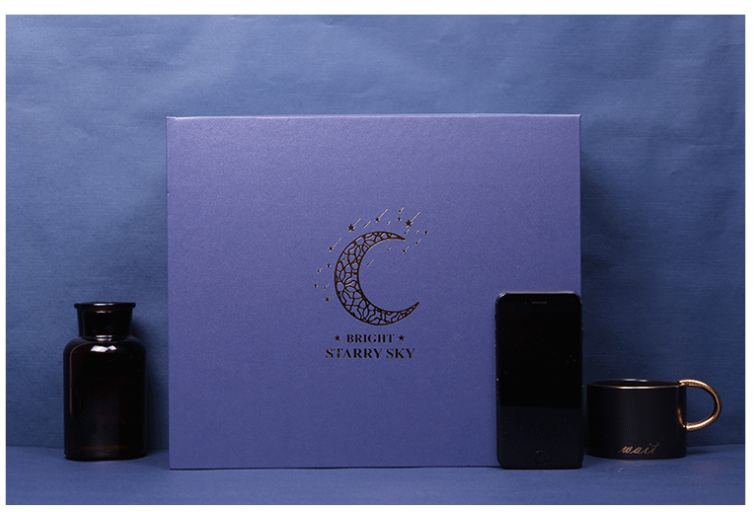 Recycled Materials Creative Luxury Paper Gift Box For Valentine Day
