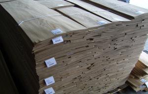 Quality 0.45 mm Russia Oak Crown Cut Veneer For Furniture And Plywood wholesale