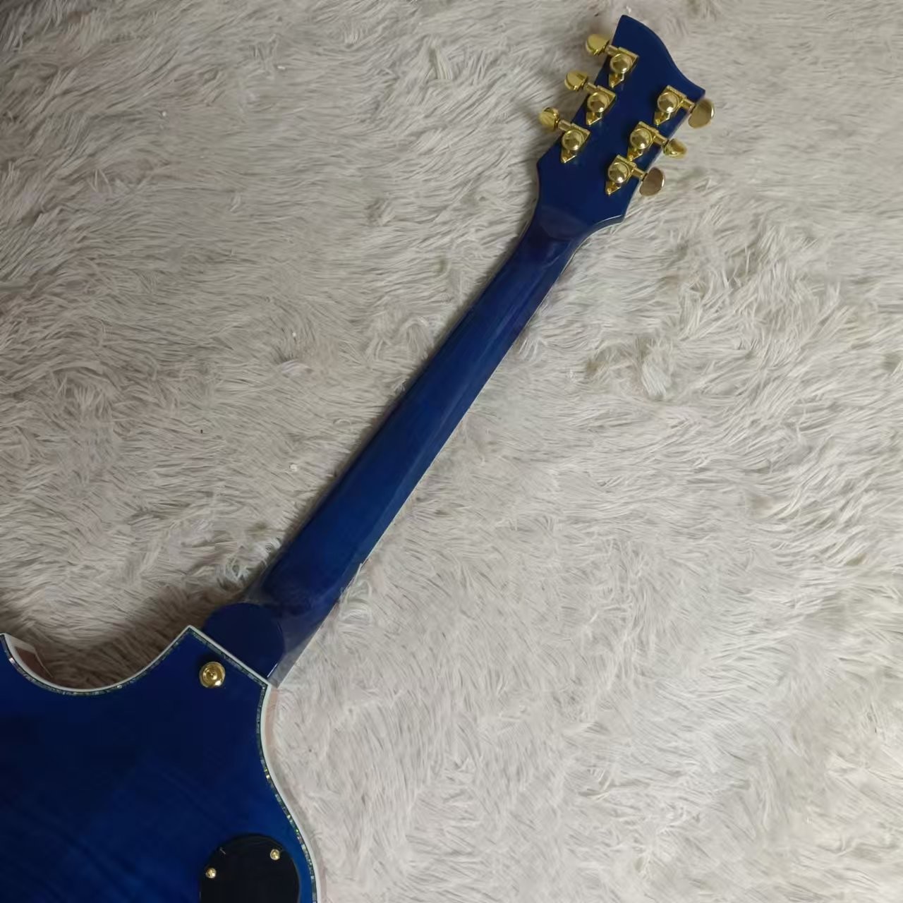 Custom f hole hollow body irregular body Gretsch electric guitar with bigs bys trem in blue color, accept guitar and bass OEM