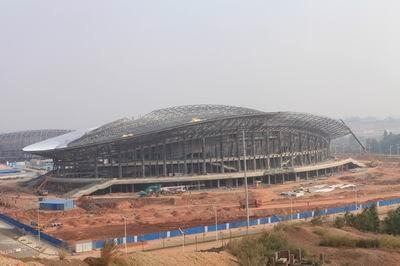 OEM Steel Structure, Prefabricated Pipe Metal Truss Buildings and Sports