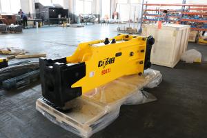 Quality Medium Duty Excavator Breaker Hammer Yakai CTHB121 Box Type Hydraulic Breaker 20CrMo Rock Hammer wholesale