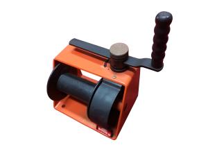 Quality Lifting Hand Winch in Blue for Heavy Duty Lifting Solutions wholesale