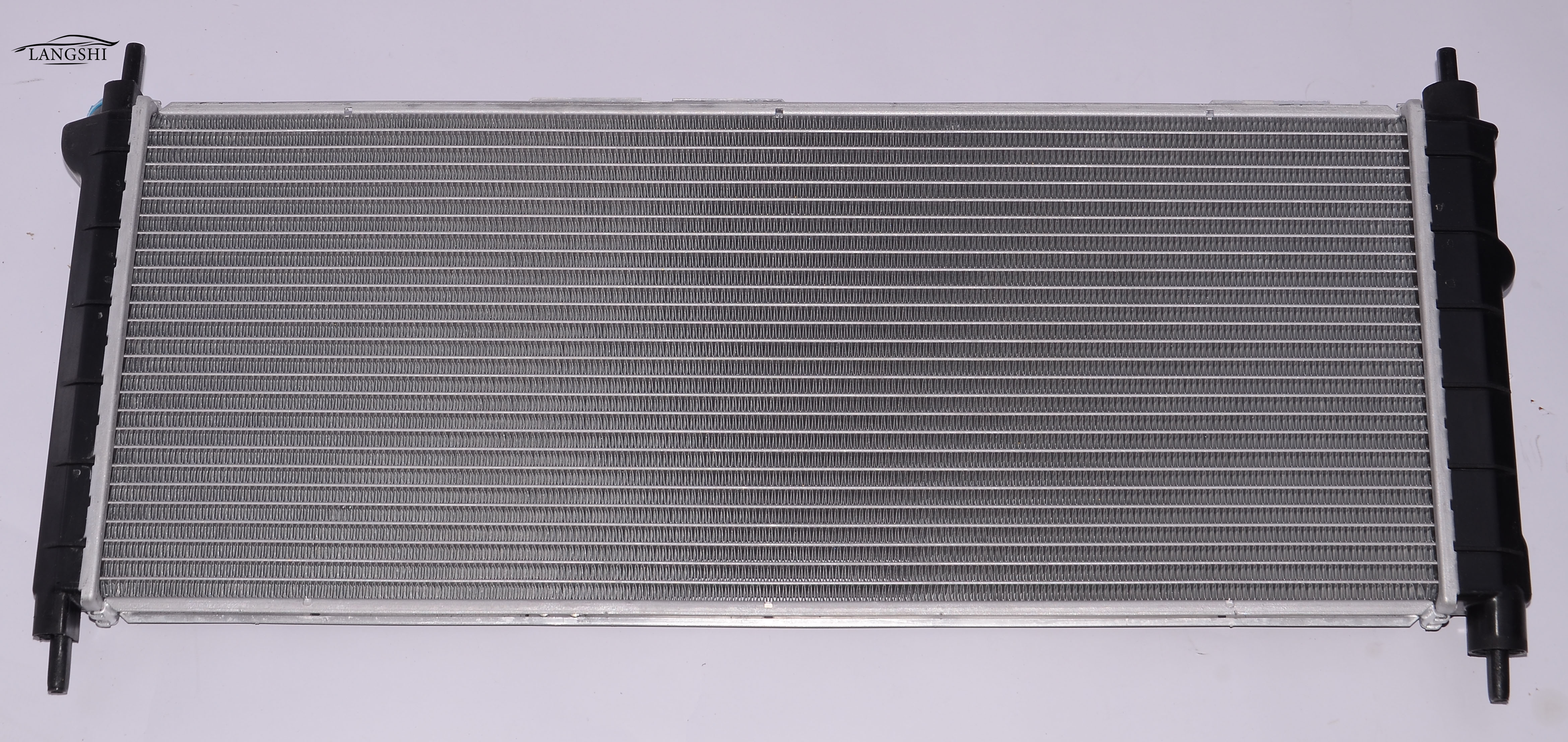 92090139 Aluminum Radiator for Chevrolet Corsa Plus Auto Spare Parts 2005-2008 Year