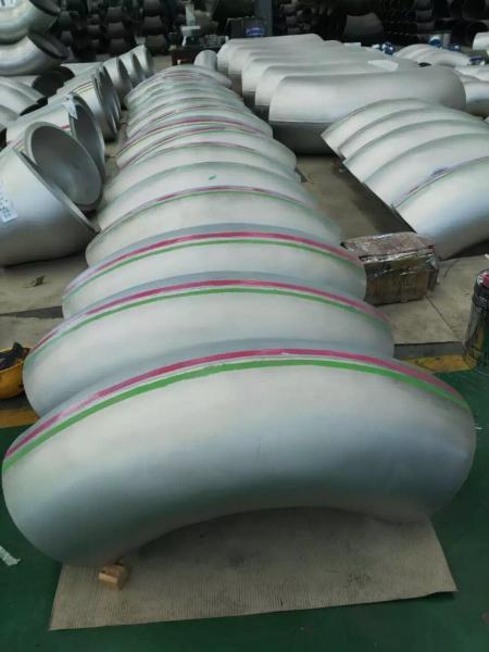 WP11 WP22 Welded Steel Pipe Fittings High Temperature Butt Weld Cross Butt Weld