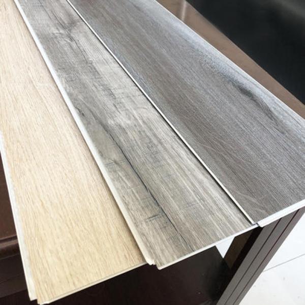 Modern Design Hard-Wearing Real Wood Veneer Herringbone Vinyl Flooring at