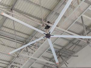 Quality 40dB Noise Level Warehouse Commercial Ceiling Fans For Garages Remote Control wholesale