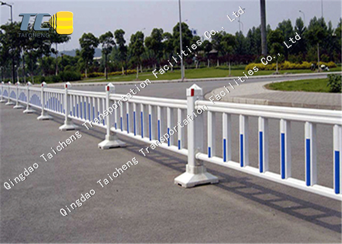 High Intensity Municipal Guardrail Rustproof , Automatic Road Barrier Fence