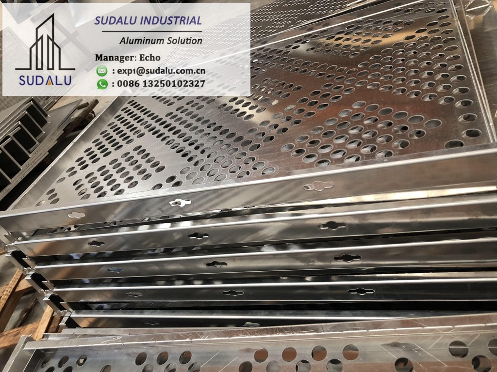 SUDALU Outdoor Aluminum CNC punching Perforated Panel RAL Color Aluminum Facade Cladding Panel Decoration Metal Panel