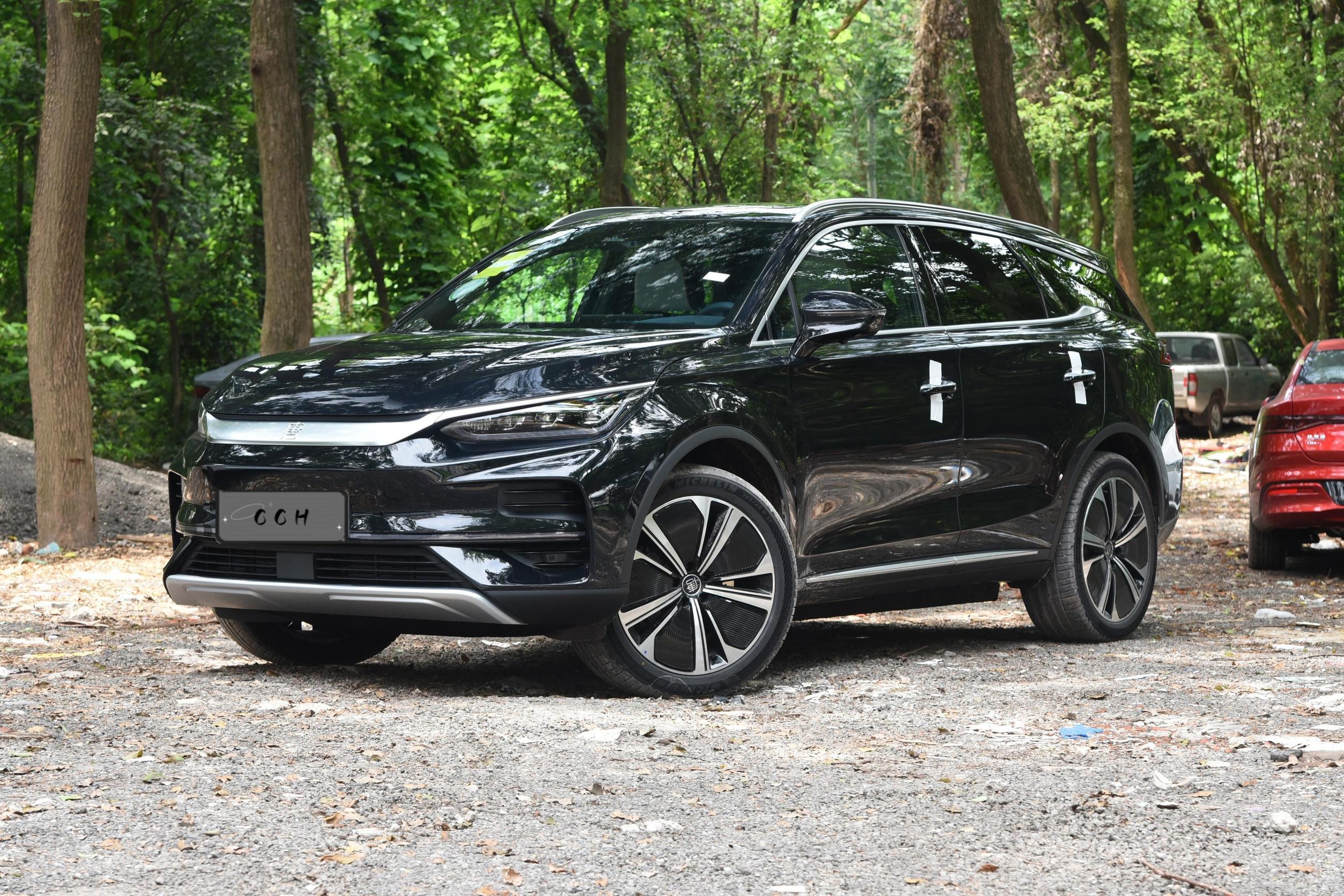 2023 BYD Tang EV 600km Range SUV with 4WD and Permanent Magnet/Synchronous Battery